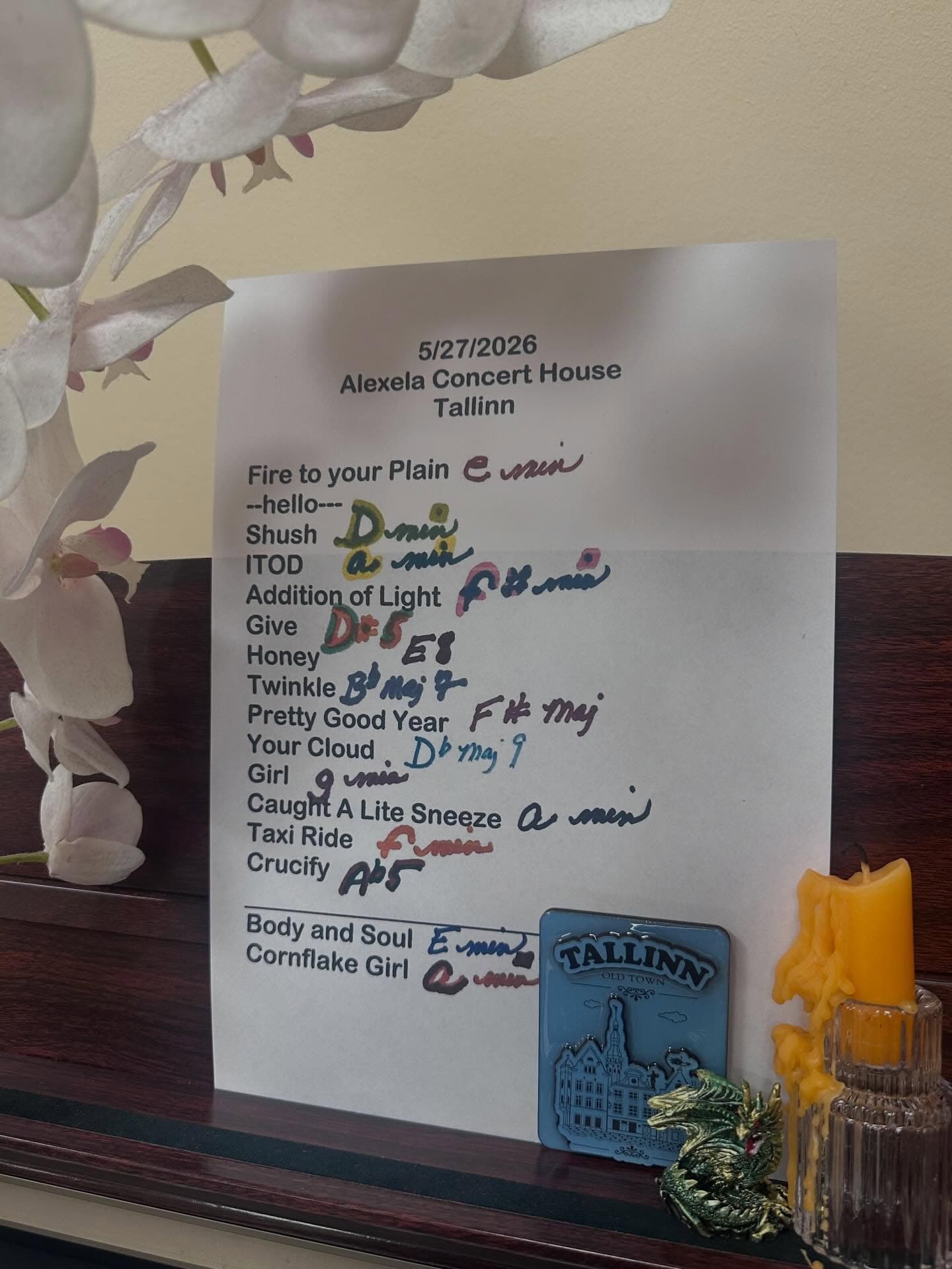 Handwritten setlist for Alexela Concert, May 27, 2026