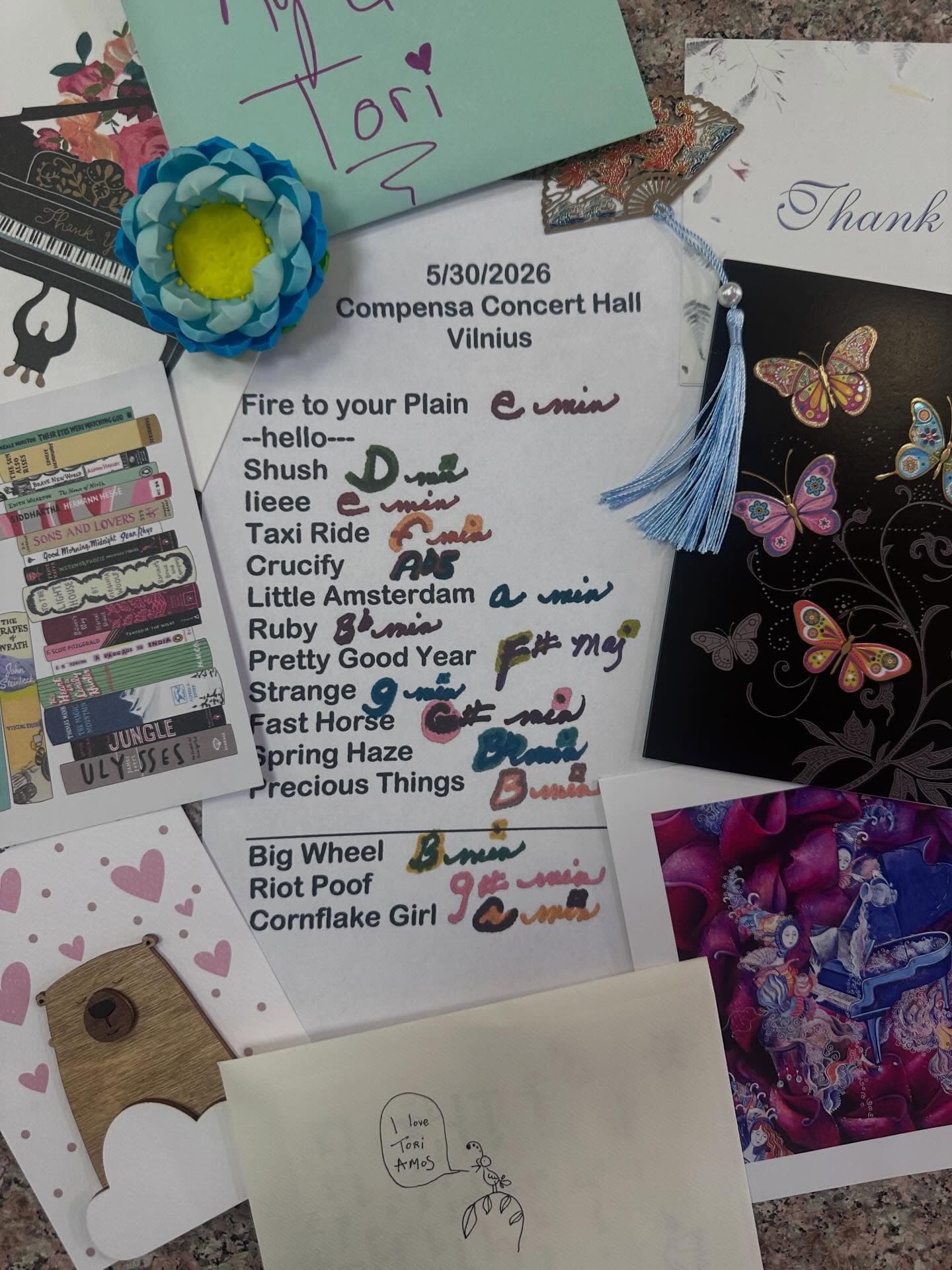 Handwritten setlist for Compensa Hall, May 30, 2026